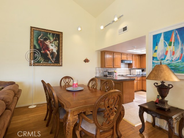 1835 Rockefeller Lane, Redondo Beach, California 90278, 3 Bedrooms Bedrooms, ,2 BathroomsBathrooms,Residential,Sold,Rockefeller,SB18189951