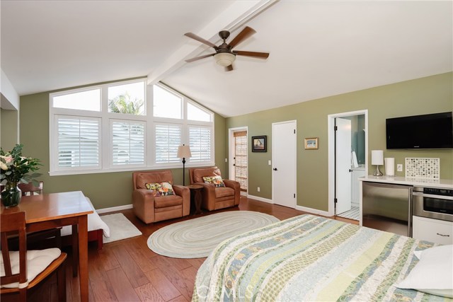 569 31st Street, Manhattan Beach, California 90266, 5 Bedrooms Bedrooms, ,3 BathroomsBathrooms,Residential,Sold,31st,SB20164744