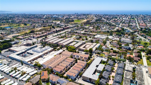 630 Meyer Lane, Redondo Beach, California 90278, 3 Bedrooms Bedrooms, ,3 BathroomsBathrooms,Residential,Sold,Meyer,PV20085973