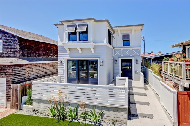 1955 Monterey Boulevard, Hermosa Beach, California 90254, 4 Bedrooms Bedrooms, ,2 BathroomsBathrooms,Residential,Sold,Monterey,SB18111119