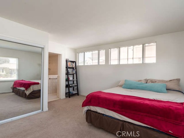 2416 Sebald Avenue, Redondo Beach, California 90278, 2 Bedrooms Bedrooms, ,1 BathroomBathrooms,Residential,Sold,Sebald,SB18209557