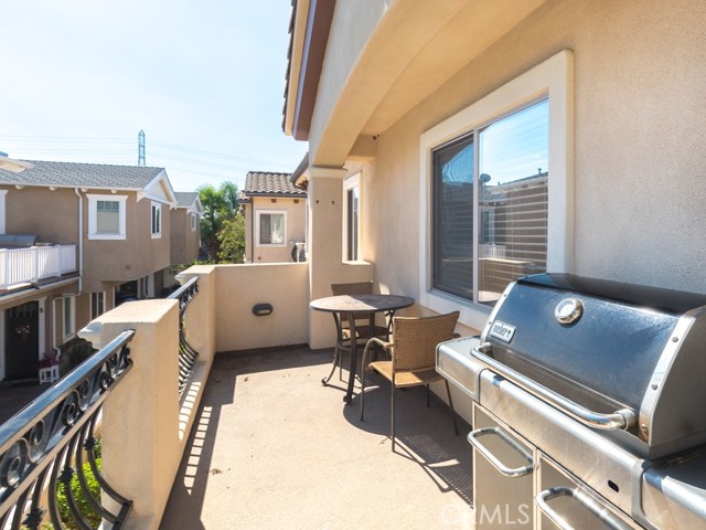 2604 Vanderbilt Lane, Redondo Beach, California 90278, 3 Bedrooms Bedrooms, ,2 BathroomsBathrooms,Residential,Sold,Vanderbilt,SB19125065