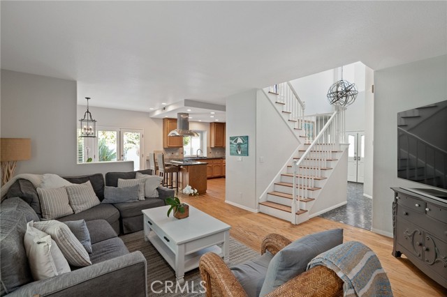 1805 Clark Lane, Redondo Beach, California 90278, 3 Bedrooms Bedrooms, ,2 BathroomsBathrooms,Residential,Sold,Clark,SB21014958