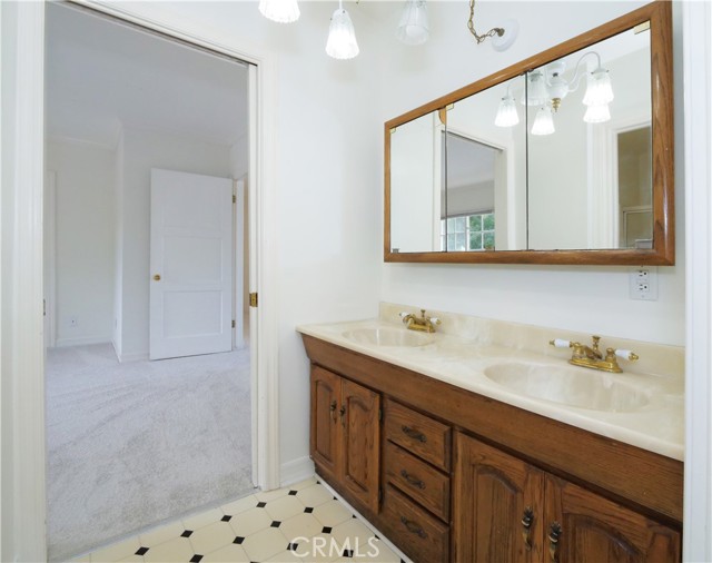 26811 Eastvale Road, Palos Verdes Peninsula, California 90274, 5 Bedrooms Bedrooms, ,2 BathroomsBathrooms,Residential,Sold,Eastvale,SB21137760