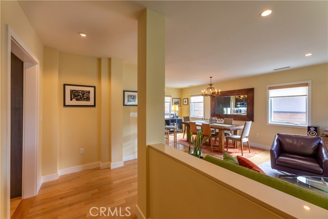 2703 Spreckels Lane, Redondo Beach, California 90278, 4 Bedrooms Bedrooms, ,3 BathroomsBathrooms,Residential,Sold,Spreckels,PW20057811