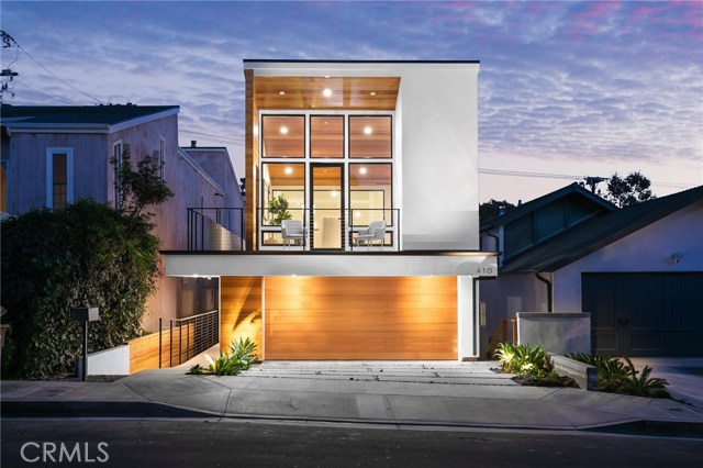 Photo of 410 Iris Avenue, Corona del Mar, CA 92625