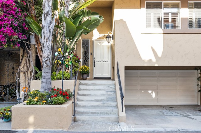 535 Monterey Boulevard, Hermosa Beach, California 90254, 3 Bedrooms Bedrooms, ,2 BathroomsBathrooms,Residential,Sold,Monterey,SB21083889