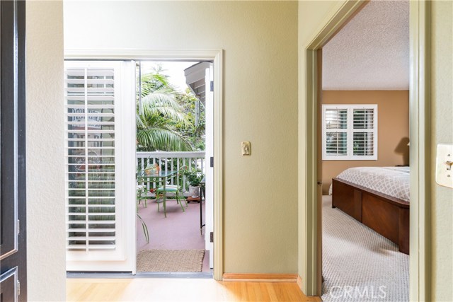 711 Irena Avenue, Redondo Beach, California 90277, 3 Bedrooms Bedrooms, ,2 BathroomsBathrooms,Residential,Sold,Irena,SB18217547