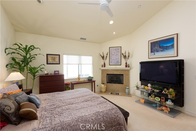 203 Avenue E, Redondo Beach, California 90277, 3 Bedrooms Bedrooms, ,2 BathroomsBathrooms,Residential,Sold,Avenue E,SB17173382