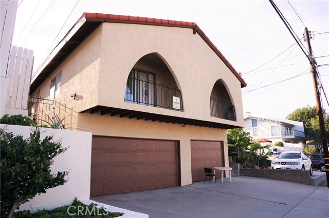 127 Prospect Avenue, Redondo Beach, California 90277, ,Residential Income,Sold,Prospect,SB17232248