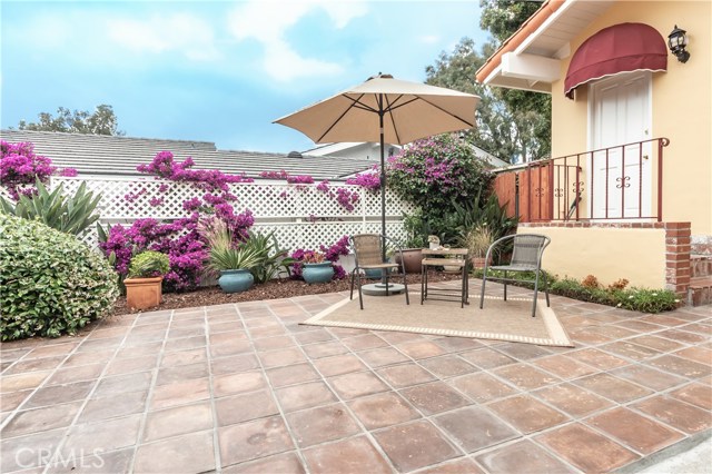 1208 Via Landeta, Palos Verdes Estates, California 90274, 3 Bedrooms Bedrooms, ,2 BathroomsBathrooms,Residential,Sold,Via Landeta,SB19143168