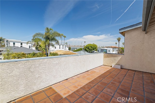 2106 Perkins Lane, Redondo Beach, California 90278, 3 Bedrooms Bedrooms, ,2 BathroomsBathrooms,Residential,Sold,Perkins,SB21112365