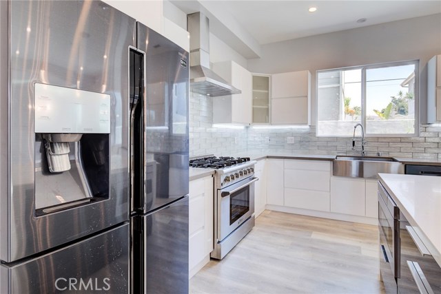 2420 Alvord Lane, Redondo Beach, California 90278, 4 Bedrooms Bedrooms, ,3 BathroomsBathrooms,Residential,Sold,Alvord,PV18203762