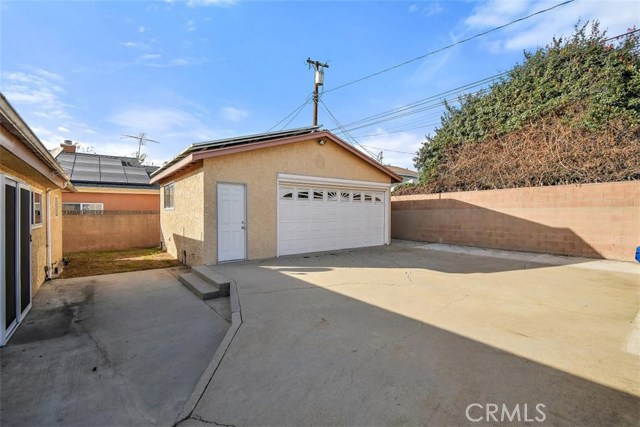 2607 183rd Street, Redondo Beach, California 90278, 3 Bedrooms Bedrooms, ,1 BathroomBathrooms,Residential,Sold,183rd,SB20233628