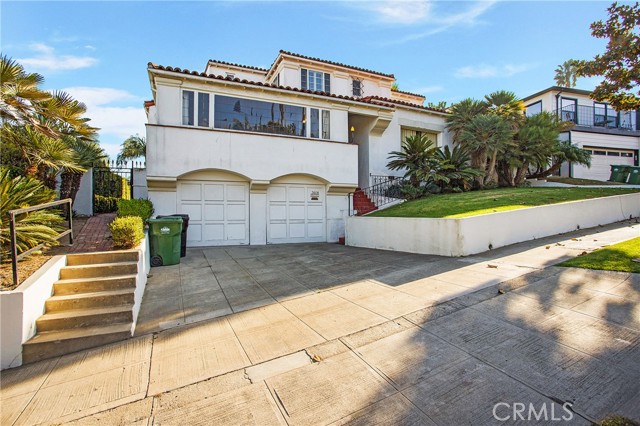 Detail Gallery Image 1 of 1 For 3608 Mount Vernon Dr, Los Angeles,  CA 90008 - 4 Beds | 2 Baths