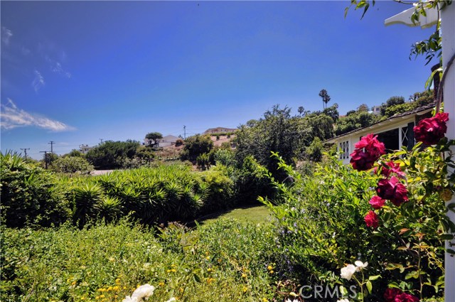 28689 Roan Road, Rancho Palos Verdes, California 90275, 3 Bedrooms Bedrooms, ,3 BathroomsBathrooms,Residential,Sold,Roan,PV19183327