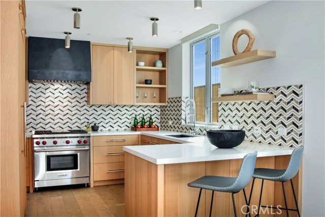 222 1st Place, Manhattan Beach, California 90266, 3 Bedrooms Bedrooms, ,3 BathroomsBathrooms,Residential,Sold,1st,SB19222616