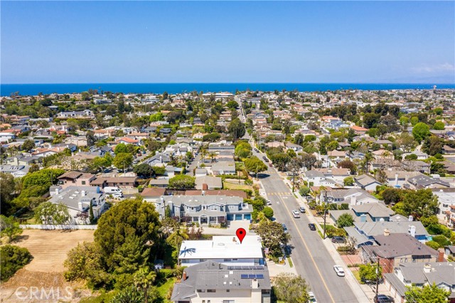 1420 2nd Street, Manhattan Beach, California 90266, 5 Bedrooms Bedrooms, ,3 BathroomsBathrooms,Residential,Sold,2nd,SB21088439