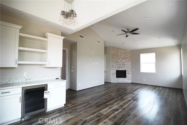 2206 Warfield Avenue, Redondo Beach, California 90278, 4 Bedrooms Bedrooms, ,3 BathroomsBathrooms,Residential,Sold,Warfield,SB18162402