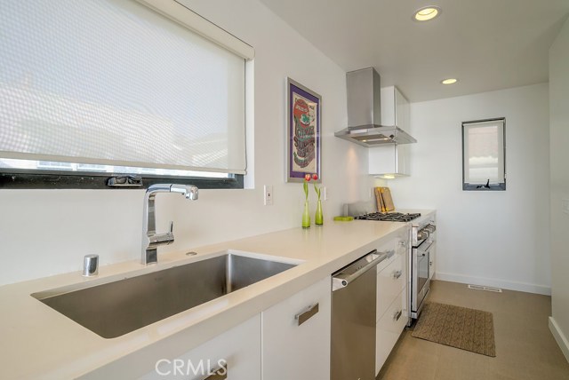 1504 Monterey, Hermosa Beach, California 90254, 3 Bedrooms Bedrooms, ,3 BathroomsBathrooms,Residential,Sold,Monterey,SB18059436