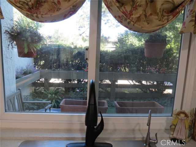 28 Sycamore Lane, Rolling Hills Estates, California 90274, 2 Bedrooms Bedrooms, ,2 BathroomsBathrooms,Residential,Sold,Sycamore,PV18251162