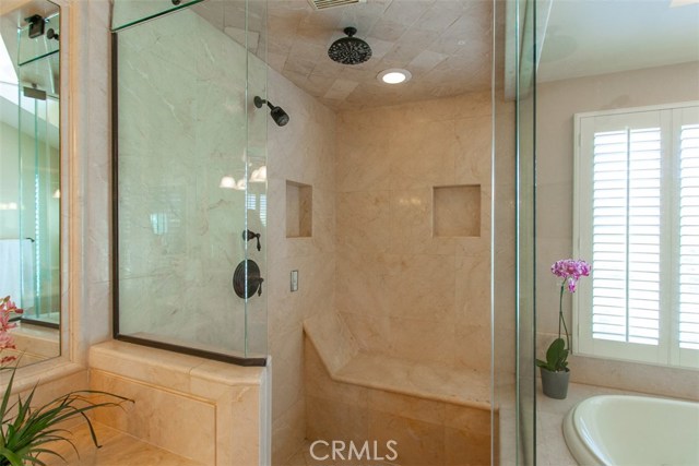 2909 Maple Avenue, Manhattan Beach, California 90266, 5 Bedrooms Bedrooms, ,3 BathroomsBathrooms,Residential,Sold,Maple,SB19265504