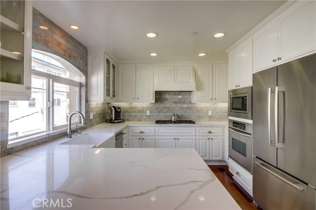 1103 Catalina Avenue, Redondo Beach, California 90277, 3 Bedrooms Bedrooms, ,1 BathroomBathrooms,Residential,Sold,Catalina,SB17200799