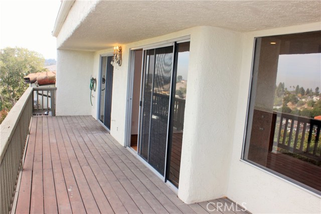 7 Oaktree Lane, Rolling Hills Estates, California 90274, 3 Bedrooms Bedrooms, ,2 BathroomsBathrooms,Residential,Sold,Oaktree,PV17264610