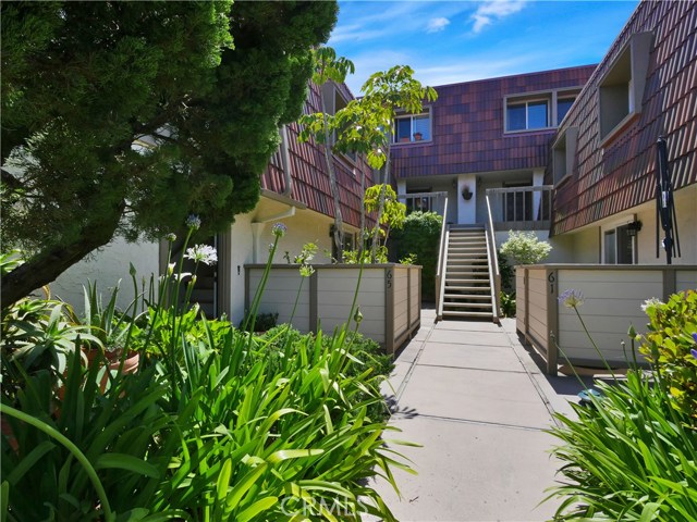 65 Cresta Verde Drive, Rolling Hills Estates, California 90274, 2 Bedrooms Bedrooms, ,1 BathroomBathrooms,Residential,Sold,Cresta Verde,PV20103342