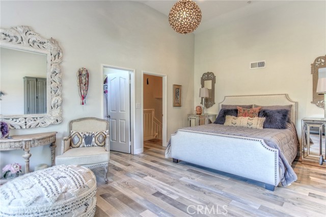 301 Diamond Street, Redondo Beach, California 90277, 3 Bedrooms Bedrooms, ,2 BathroomsBathrooms,Residential,Sold,Diamond,PV19005386