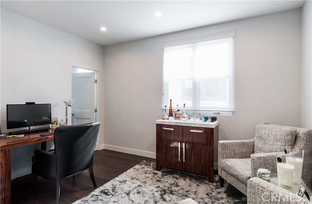 2215 Bayview Drive, Manhattan Beach, California 90266, 4 Bedrooms Bedrooms, ,3 BathroomsBathrooms,Residential,Sold,Bayview,SB20132281