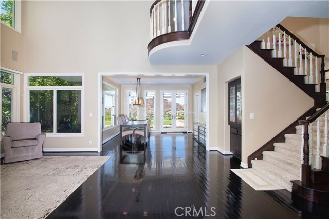 4 Bed Home for Sale in Calabasas, California