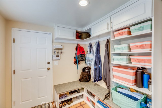 121 Helberta Avenue, Redondo Beach, California 90277, 3 Bedrooms Bedrooms, ,2 BathroomsBathrooms,Residential,Sold,Helberta,SB18224555