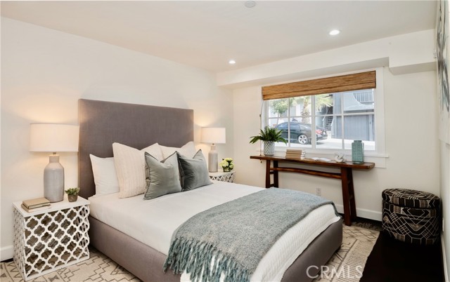 3213 Manhattan Avenue, Manhattan Beach, California 90266, 3 Bedrooms Bedrooms, ,3 BathroomsBathrooms,Residential,Sold,Manhattan,SB21049996
