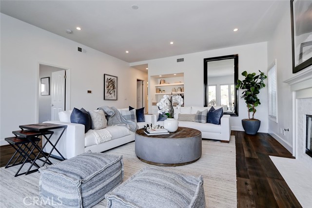 2905 Maple Avenue, Manhattan Beach, California 90266, 4 Bedrooms Bedrooms, ,3 BathroomsBathrooms,Residential,Sold,Maple,SB21079854