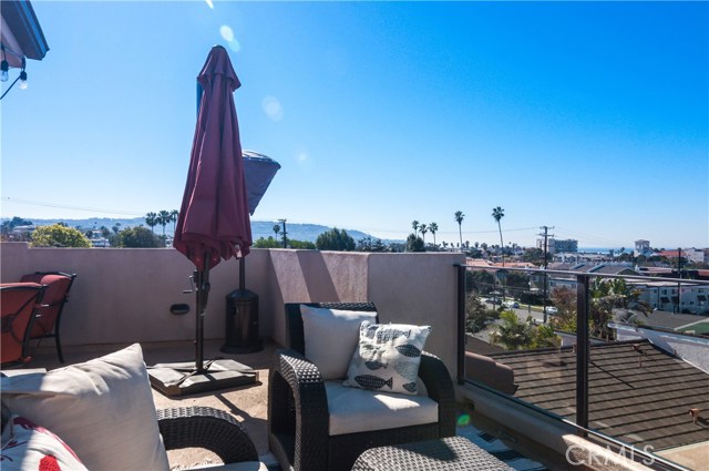 View towards Palos Verdes Peninsula