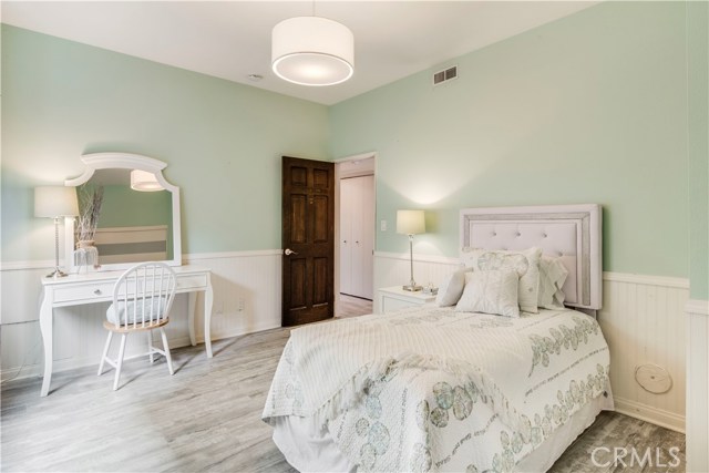 1023 4th Street, Hermosa Beach, California 90254, 3 Bedrooms Bedrooms, ,2 BathroomsBathrooms,Residential,Sold,4th,SB19152573