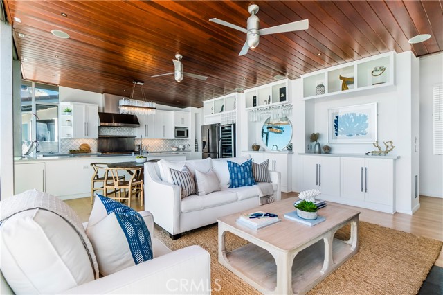 3316 Crest Drive, Manhattan Beach, California 90266, 4 Bedrooms Bedrooms, ,3 BathroomsBathrooms,Residential,Sold,Crest,SB21123586