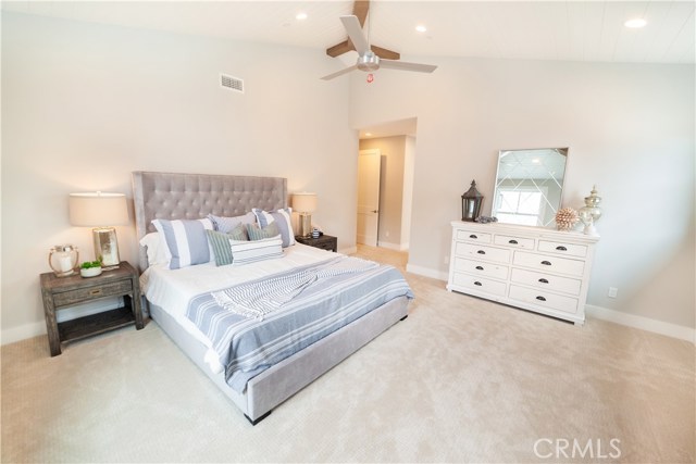 1108 Vincent Street, Redondo Beach, California 90277, 4 Bedrooms Bedrooms, ,3 BathroomsBathrooms,Residential,Sold,Vincent,SB18102479