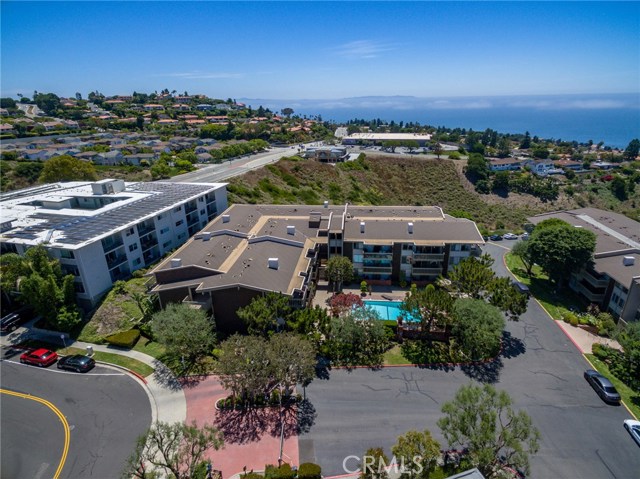 6526 Ocean Crest Drive, Rancho Palos Verdes, California 90275, 2 Bedrooms Bedrooms, ,2 BathroomsBathrooms,Residential,Sold,Ocean Crest,SB19189925