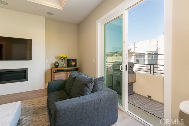 Natural light and private balcony