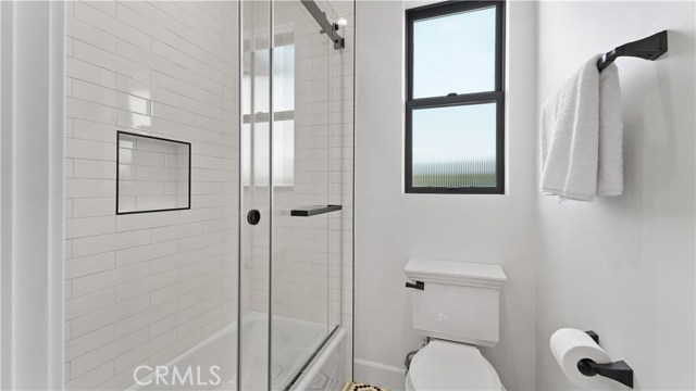 1712 Meadows Avenue, Manhattan Beach, California 90266, 5 Bedrooms Bedrooms, ,2 BathroomsBathrooms,Residential,Sold,Meadows,SB20199095