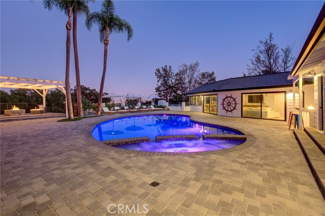 4511 Marloma Drive, Rolling Hills Estates, California 90274, 5 Bedrooms Bedrooms, ,2 BathroomsBathrooms,Residential,Sold,Marloma,PV19267077