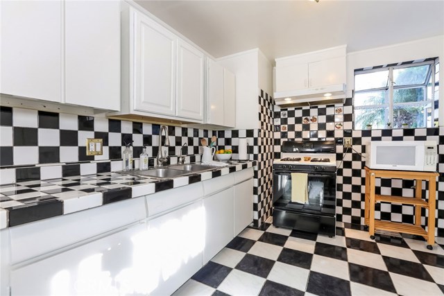 2606 Vail Avenue, Redondo Beach, California 90278, 3 Bedrooms Bedrooms, ,2 BathroomsBathrooms,Residential,Sold,Vail,SB18284014