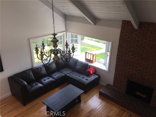 Vaulted Ceilings in the Living Room