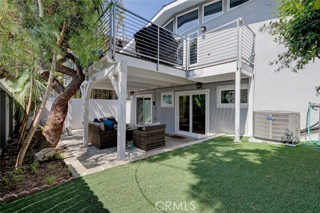 2317 Elm Avenue, Manhattan Beach, California 90266, 4 Bedrooms Bedrooms, ,3 BathroomsBathrooms,Residential,Sold,Elm,SB21152627