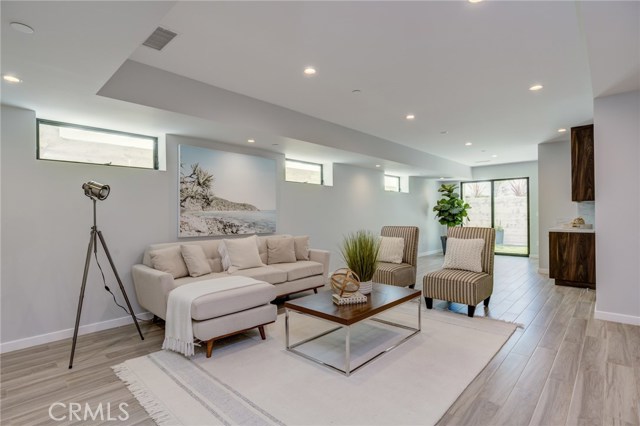 1511 Golden Avenue, Hermosa Beach, California 90254, 5 Bedrooms Bedrooms, ,2 BathroomsBathrooms,Residential,Sold,Golden,SB19224666