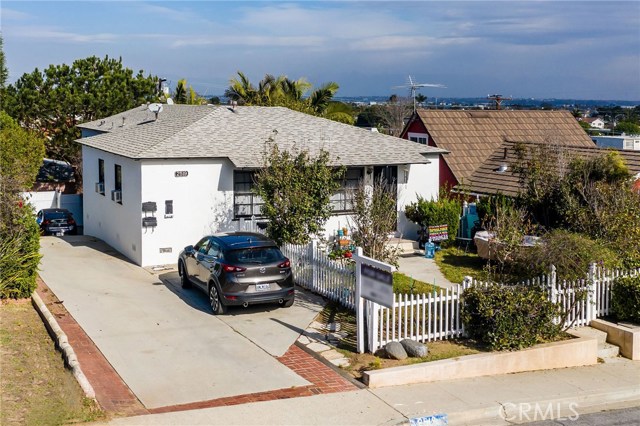 2519 Curtis Avenue, Redondo Beach, California 90278, ,Residential Income,Sold,Curtis,SB21016727