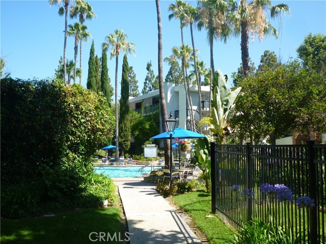 Enjoy the swimming pool and spa on beautiful days like this!