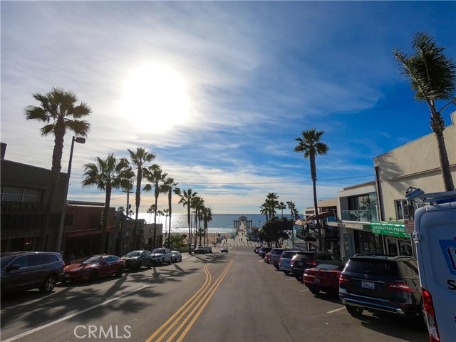 1500 Lynngrove Drive, Manhattan Beach, California 90266, 3 Bedrooms Bedrooms, ,1 BathroomBathrooms,Residential,Sold,Lynngrove,PT20027087